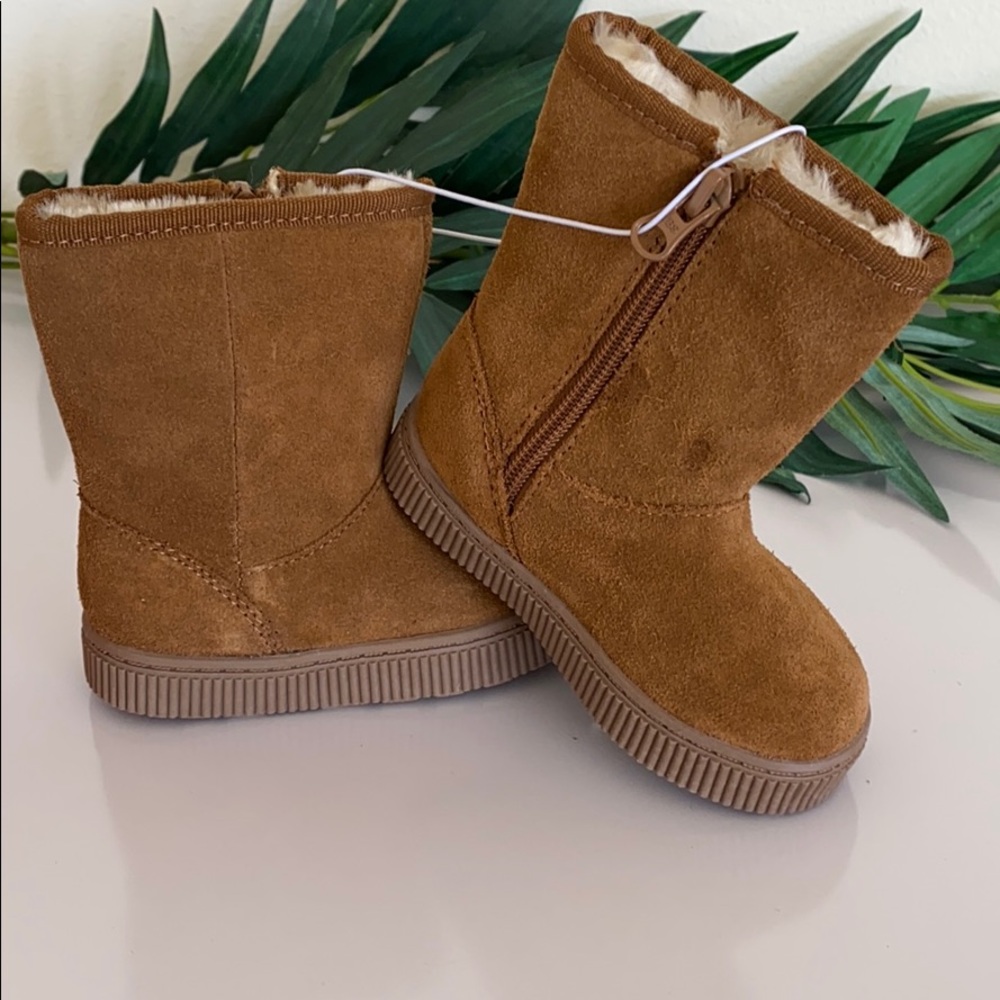 Kids boots